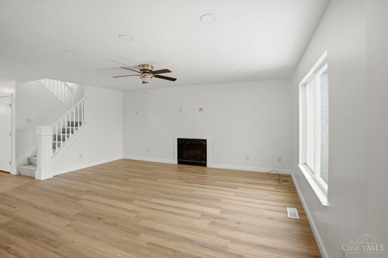 1102 Arbor Springs Drive, Hamilton, OH, 45013 — photo 4