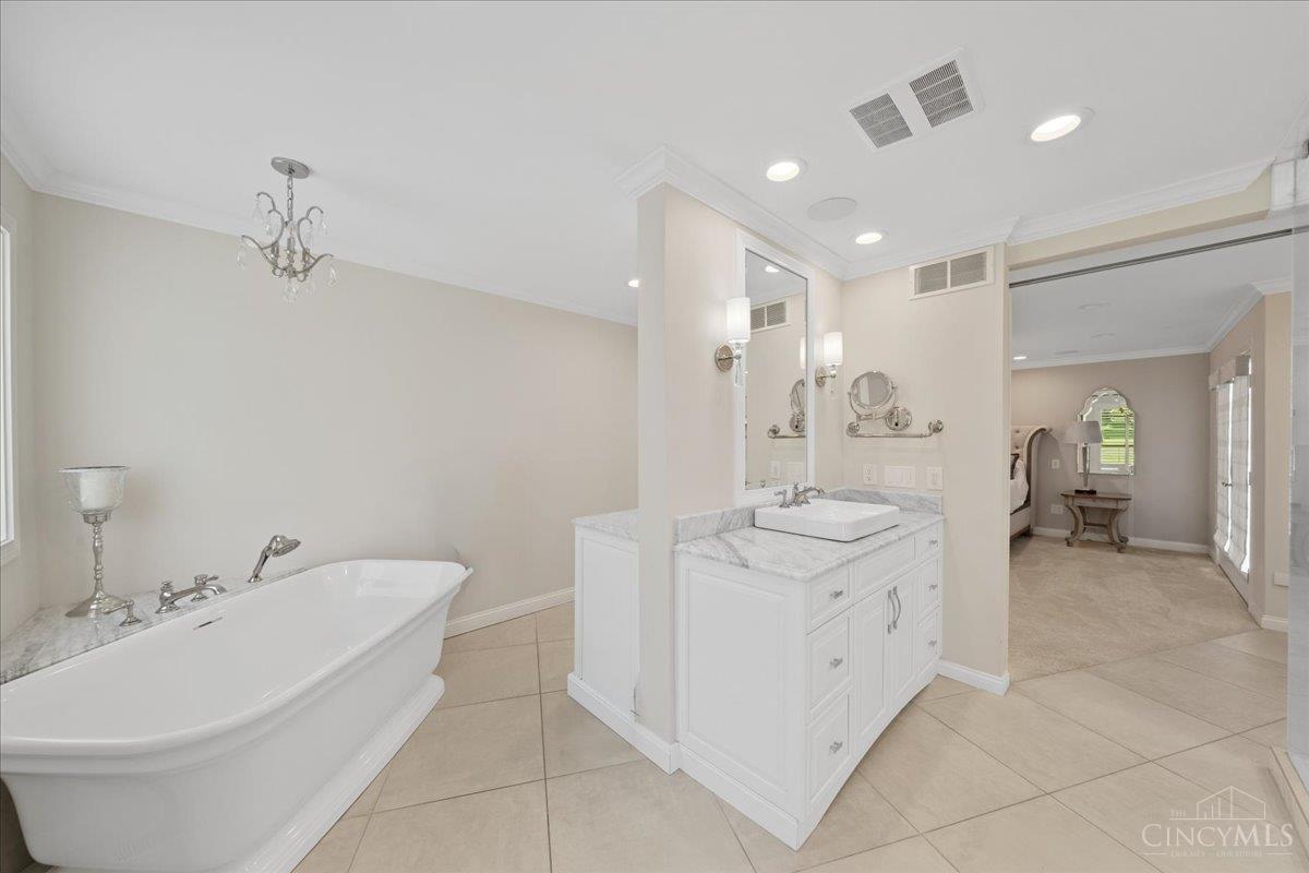 2558 Western Row Road, Deerfield Twp., OH, 45039 — photo 29