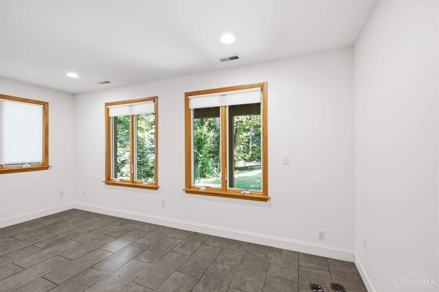 7767 Shawnee Run Road, Indian Hill, OH, 45243 — photo 38