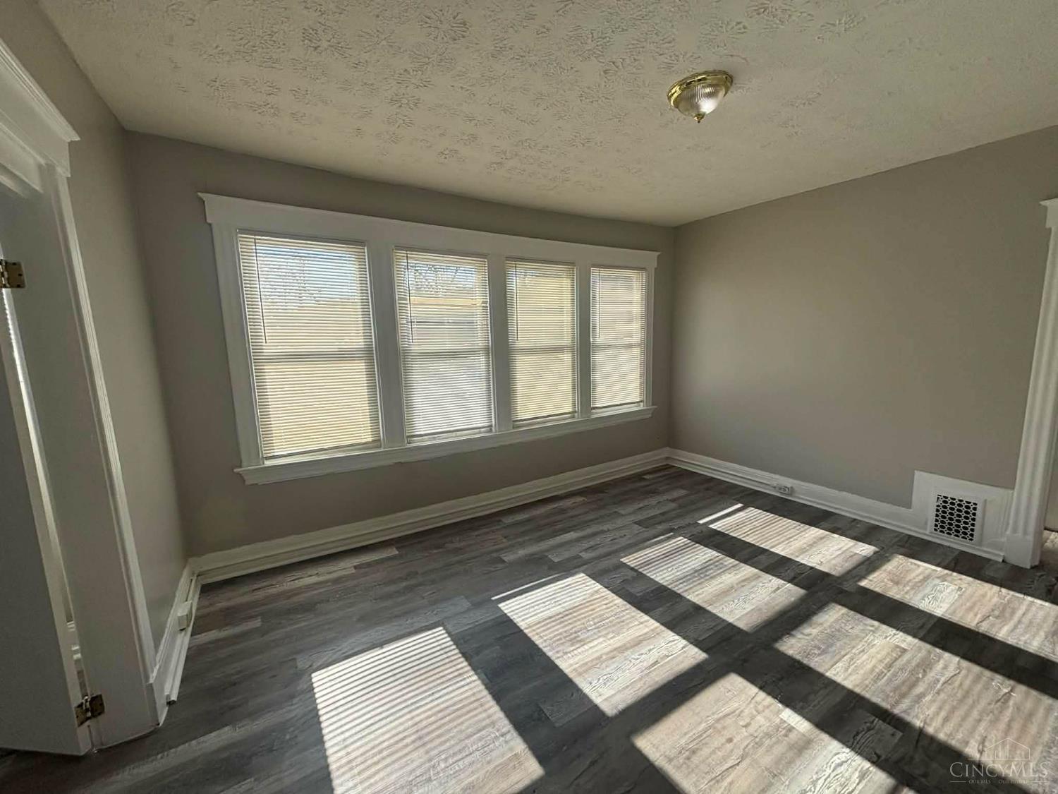 3671 Vine Street #2, Cincinnati, OH, 45220 — photo 6