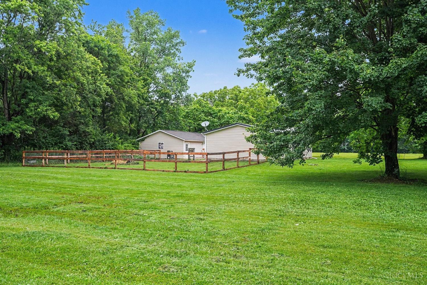 17451 Bloomrose Road, Sterling Twp, OH, 45176 — photo 16