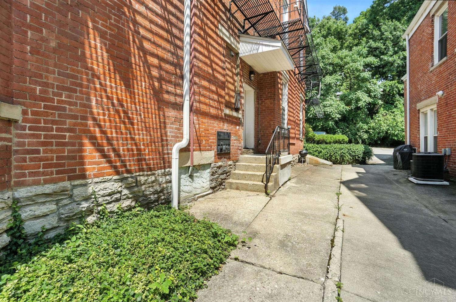 2108 Fulton Avenue #1, Cincinnati, OH, 45206 — photo 4
