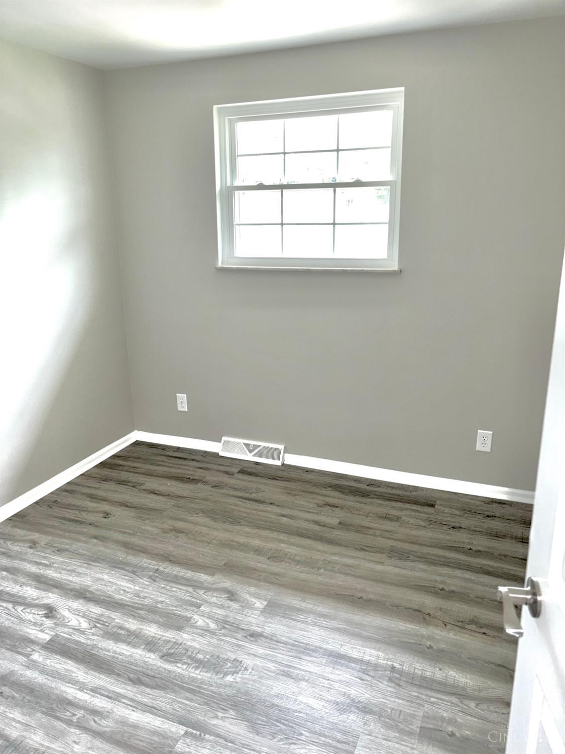 3199 Mary Jane Drive, Green Twp, OH, 45211 — photo 12