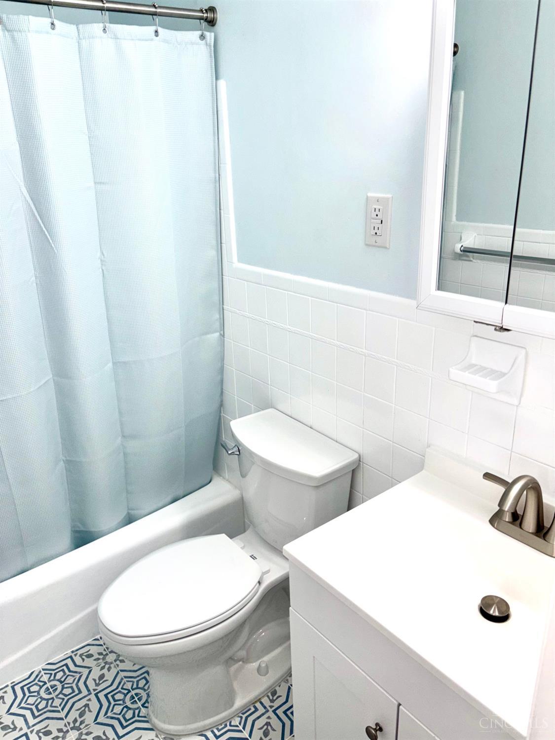 3199 Mary Jane Drive, Green Twp, OH, 45211 — photo 9