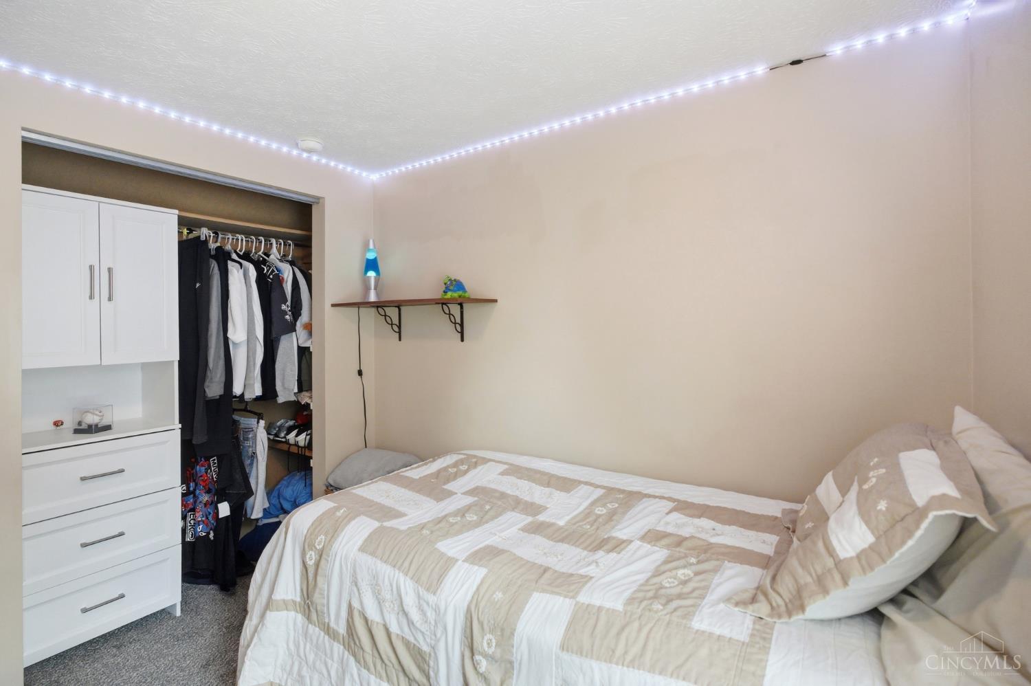5855 Winchester Drive, Miami Twp, OH, 45150 — photo 21