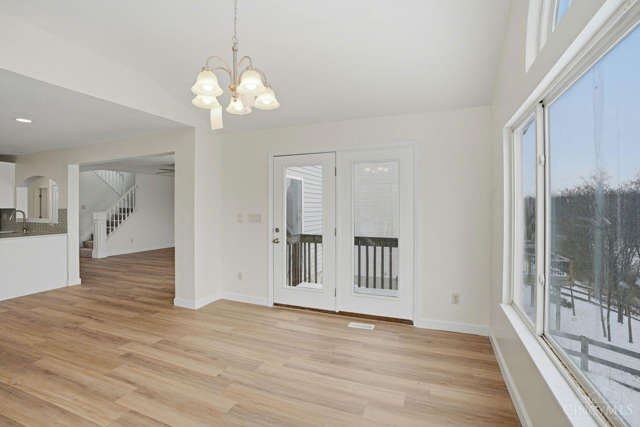 1102 Arbor Springs Drive, Hamilton, OH, 45013 — photo 9