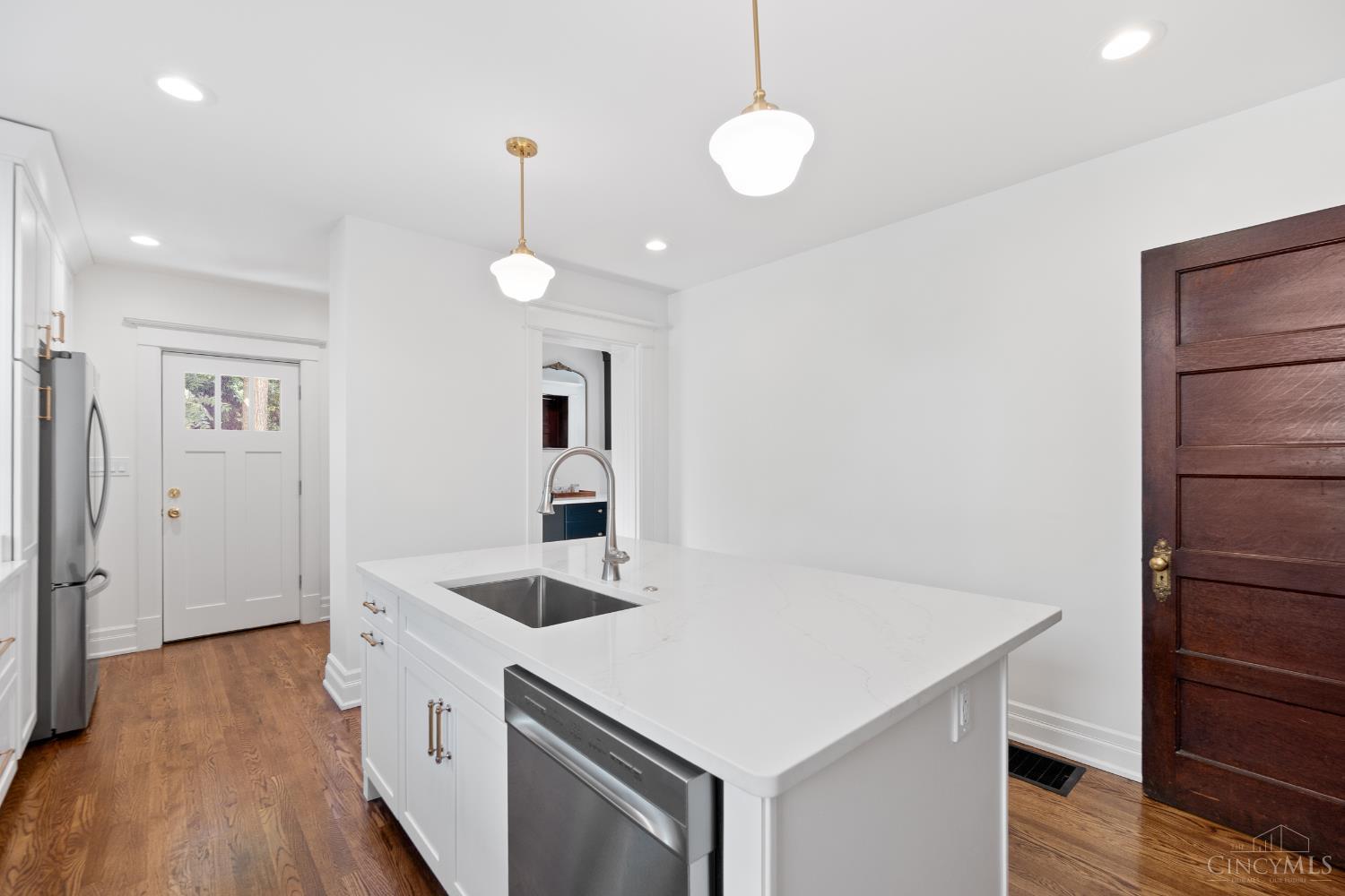 1028 Valley Lane, Cincinnati, OH, 45229 — photo 14