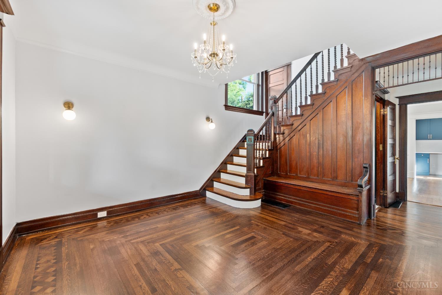 1028 Valley Lane, Cincinnati, OH, 45229 — photo 7