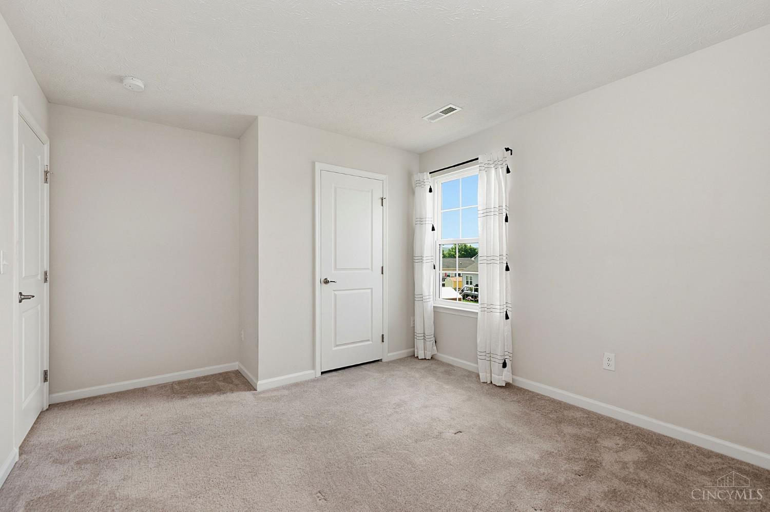 1364 Springfield Drive, Harrison, OH, 45030 — photo 36