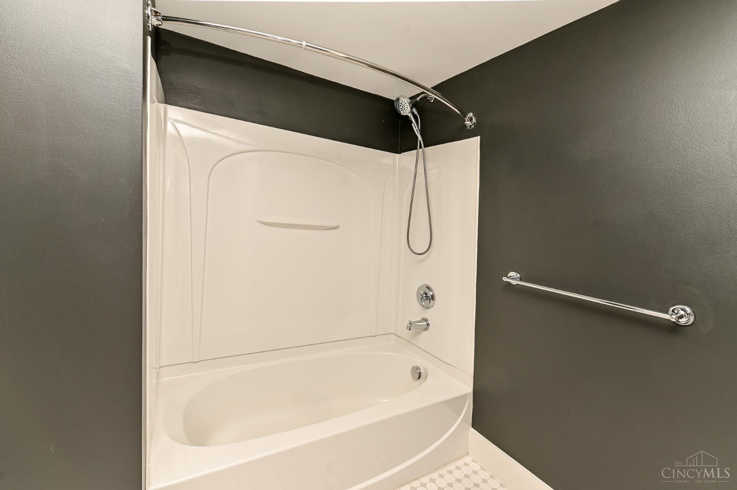 15 Fourth Street #103, Cincinnati, OH, 45202 — photo 37