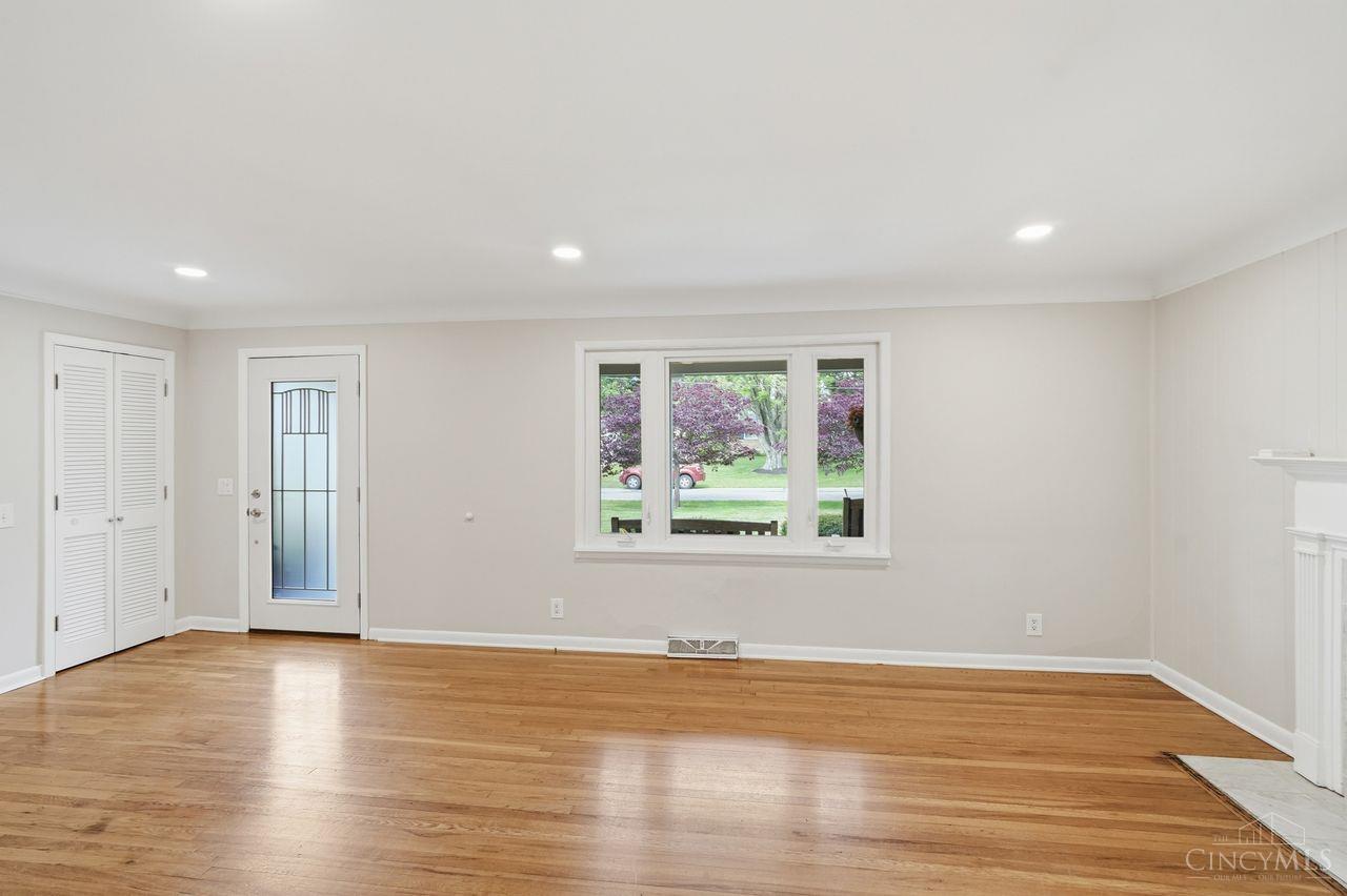 10250 Kerrianna Drive, Montgomery, OH, 45242 — photo 8