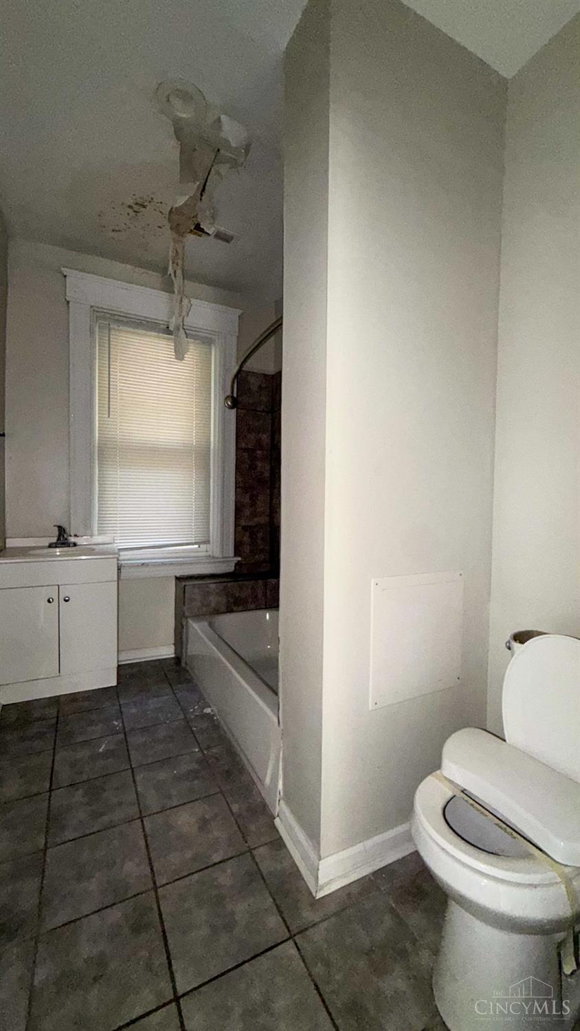 2478 Paris Street, Cincinnati, OH, 45219 — photo 28