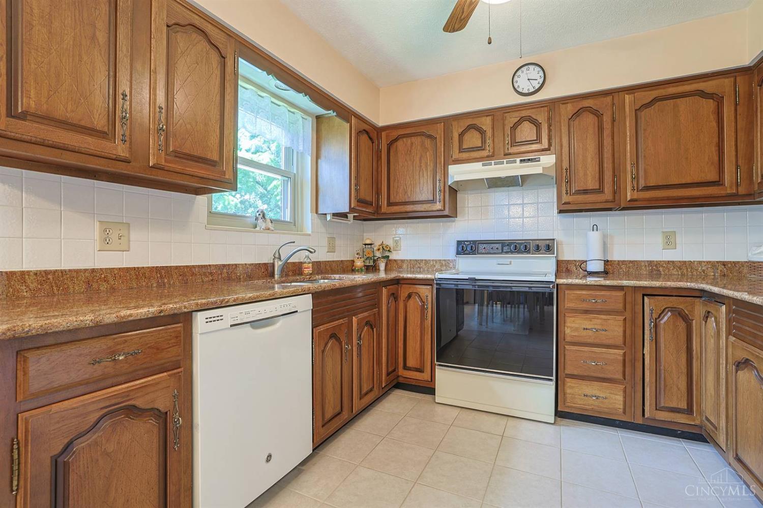5800 West Fork Road, Green Twp, OH, 45247 — photo 16