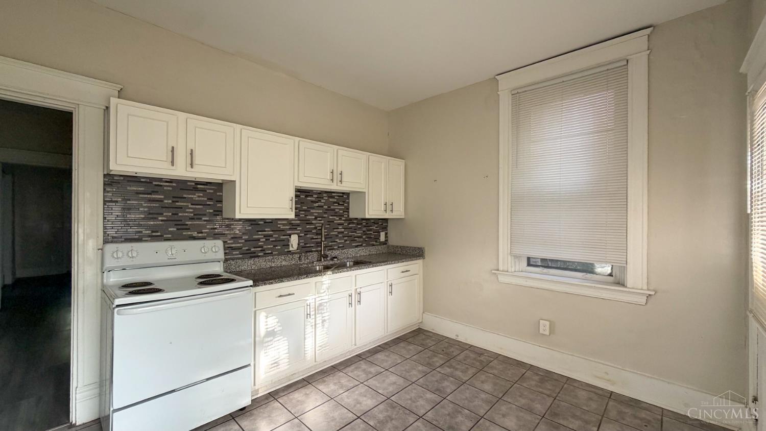 2478 Paris Street, Cincinnati, OH, 45219 — photo 11