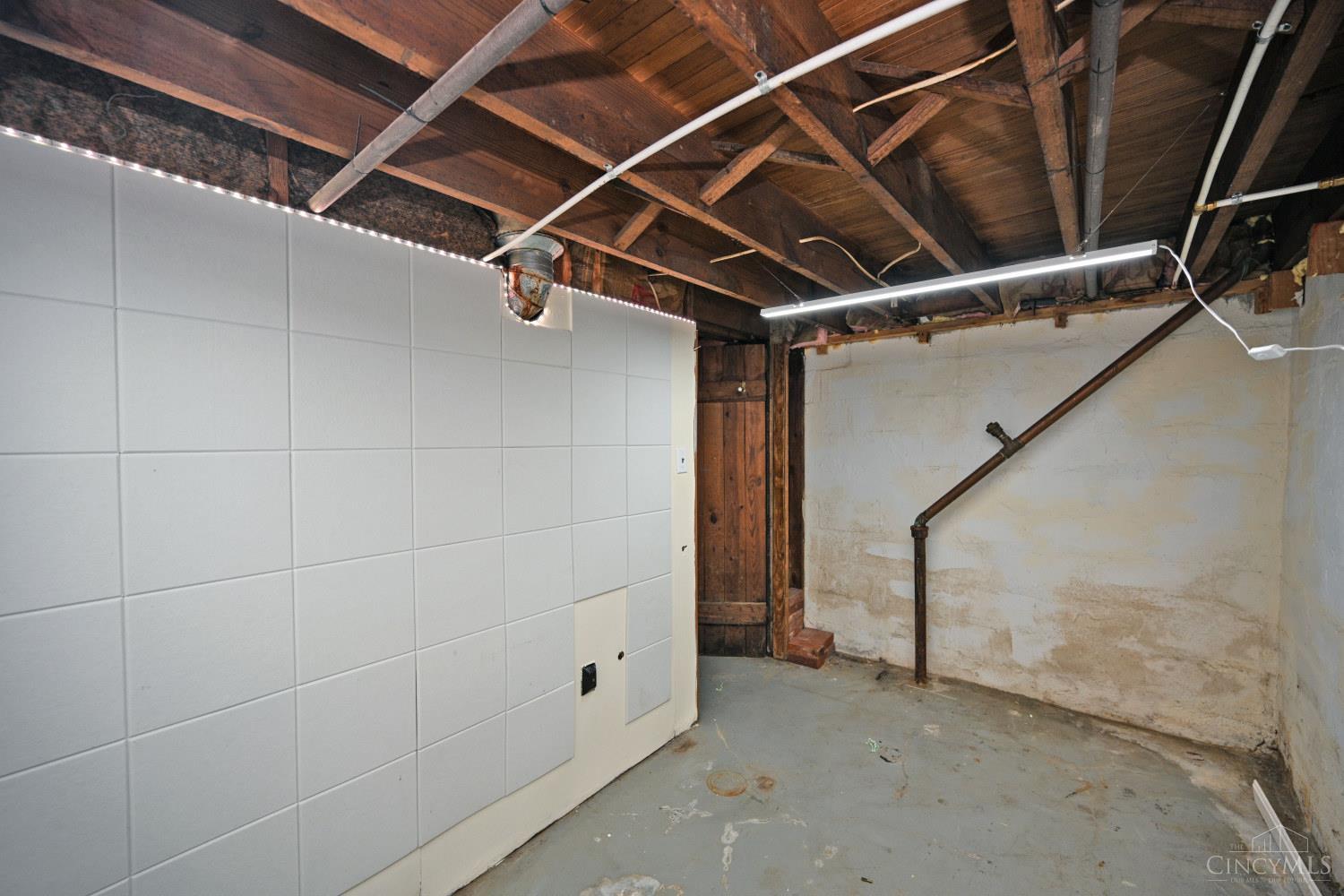 5830 Woodmont Avenue, Cincinnati, OH, 45213 — photo 41