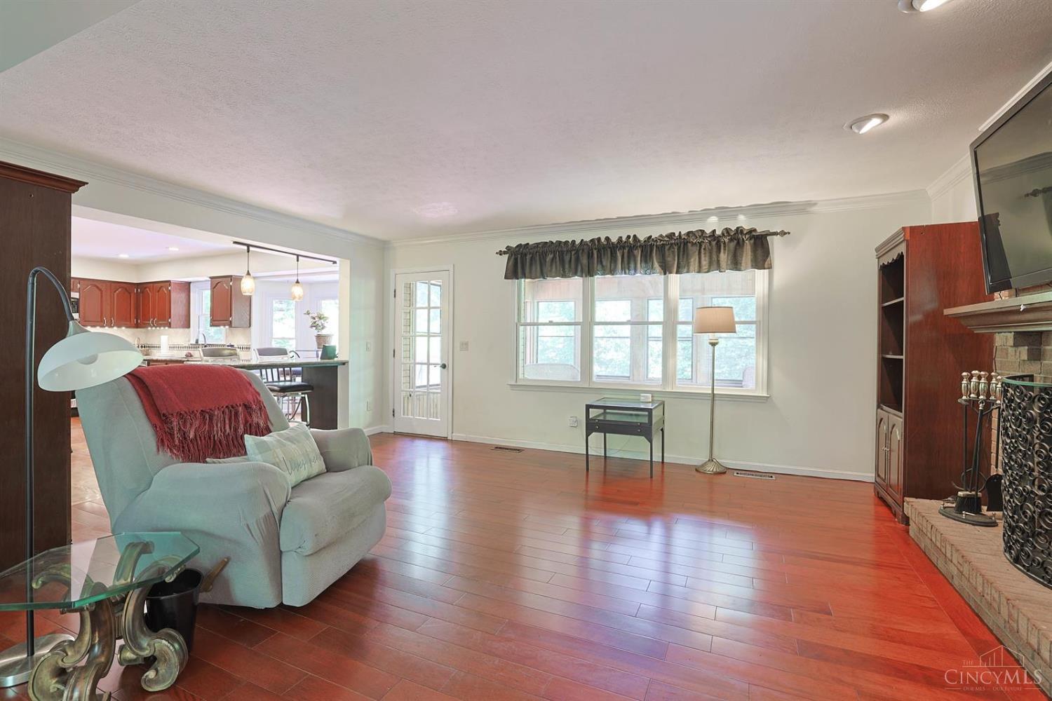 6202 Shadowhill Way, Miami Twp, OH, 45140 — photo 10
