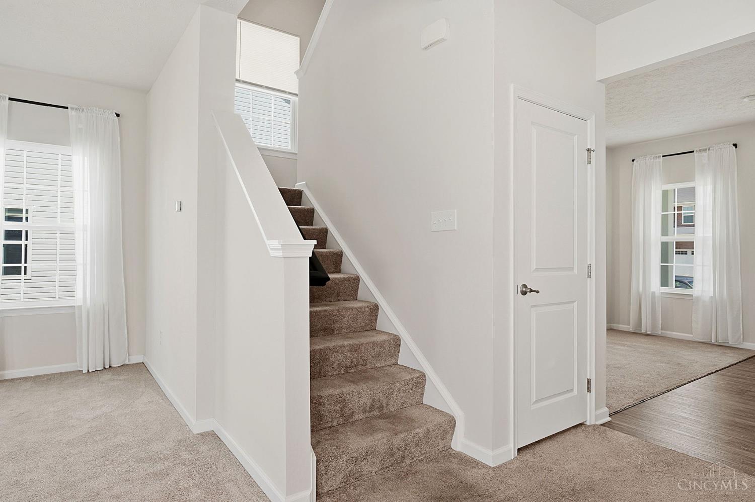 1364 Springfield Drive, Harrison, OH, 45030 — photo 24