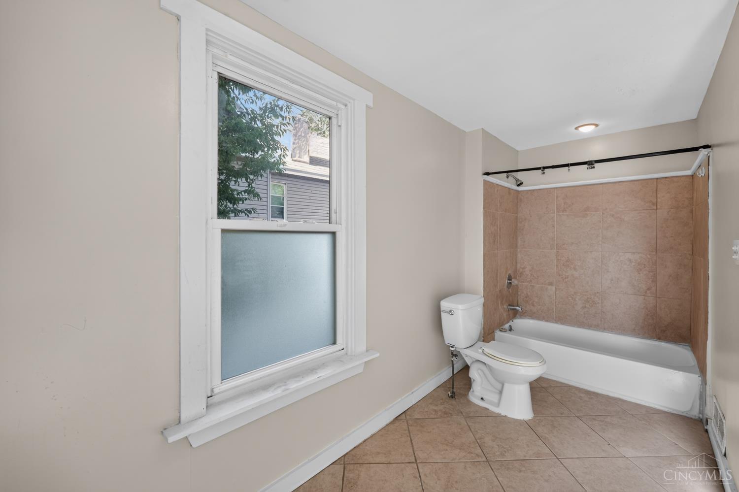4313 Whetsel Avenue, Cincinnati, OH, 45227 — photo 27