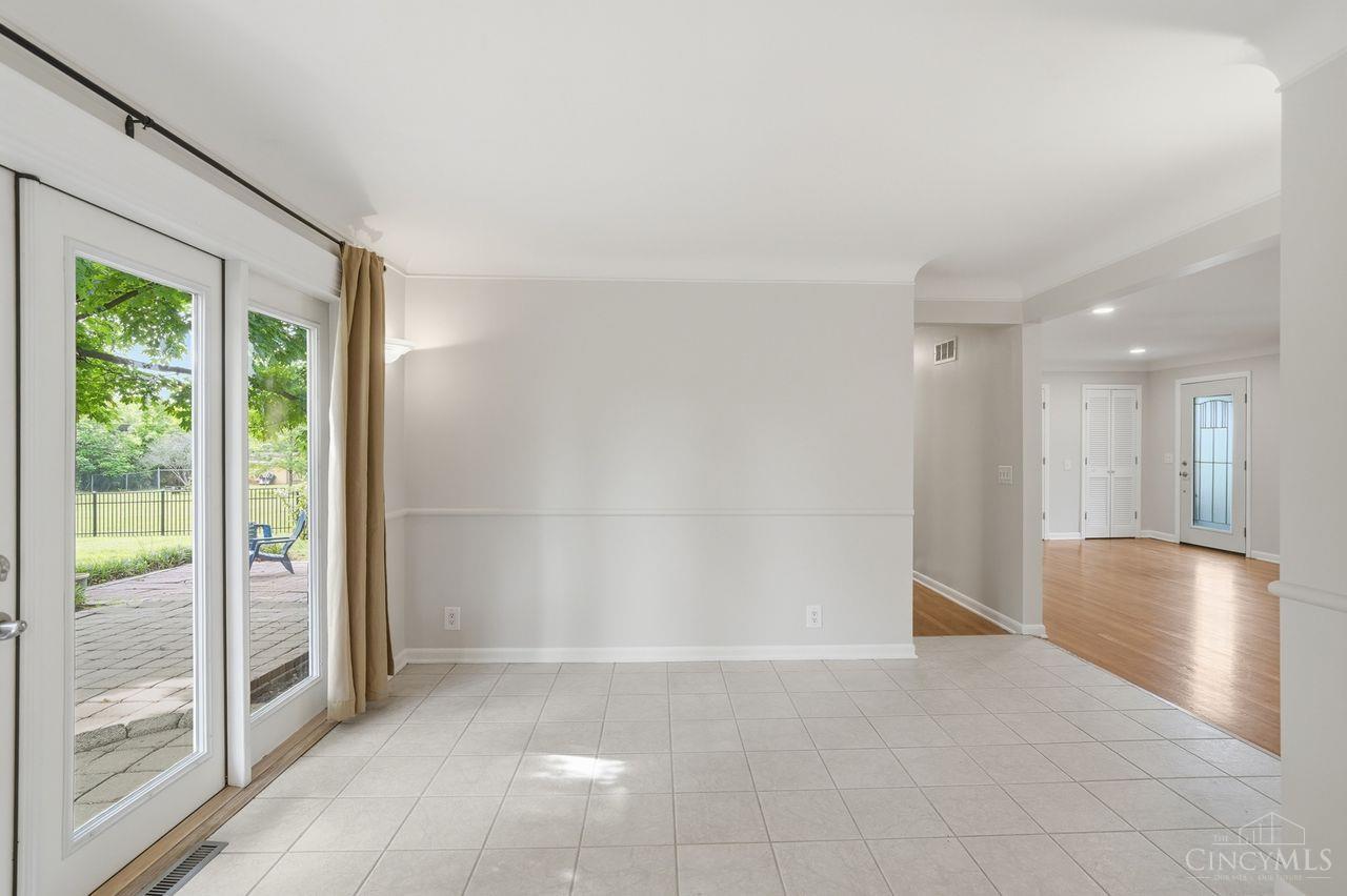 10250 Kerrianna Drive, Montgomery, OH, 45242 — photo 10