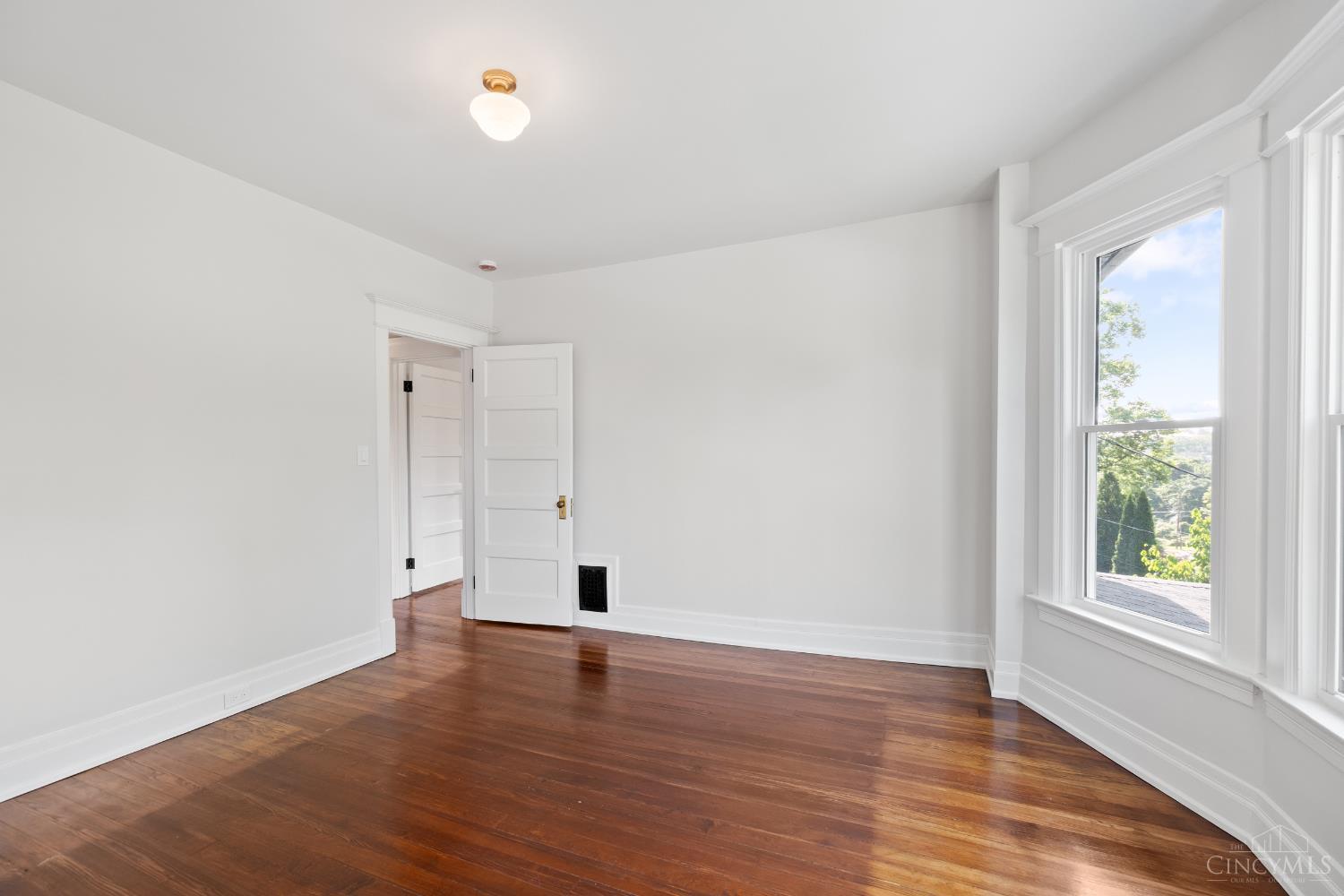 1028 Valley Lane, Cincinnati, OH, 45229 — photo 26