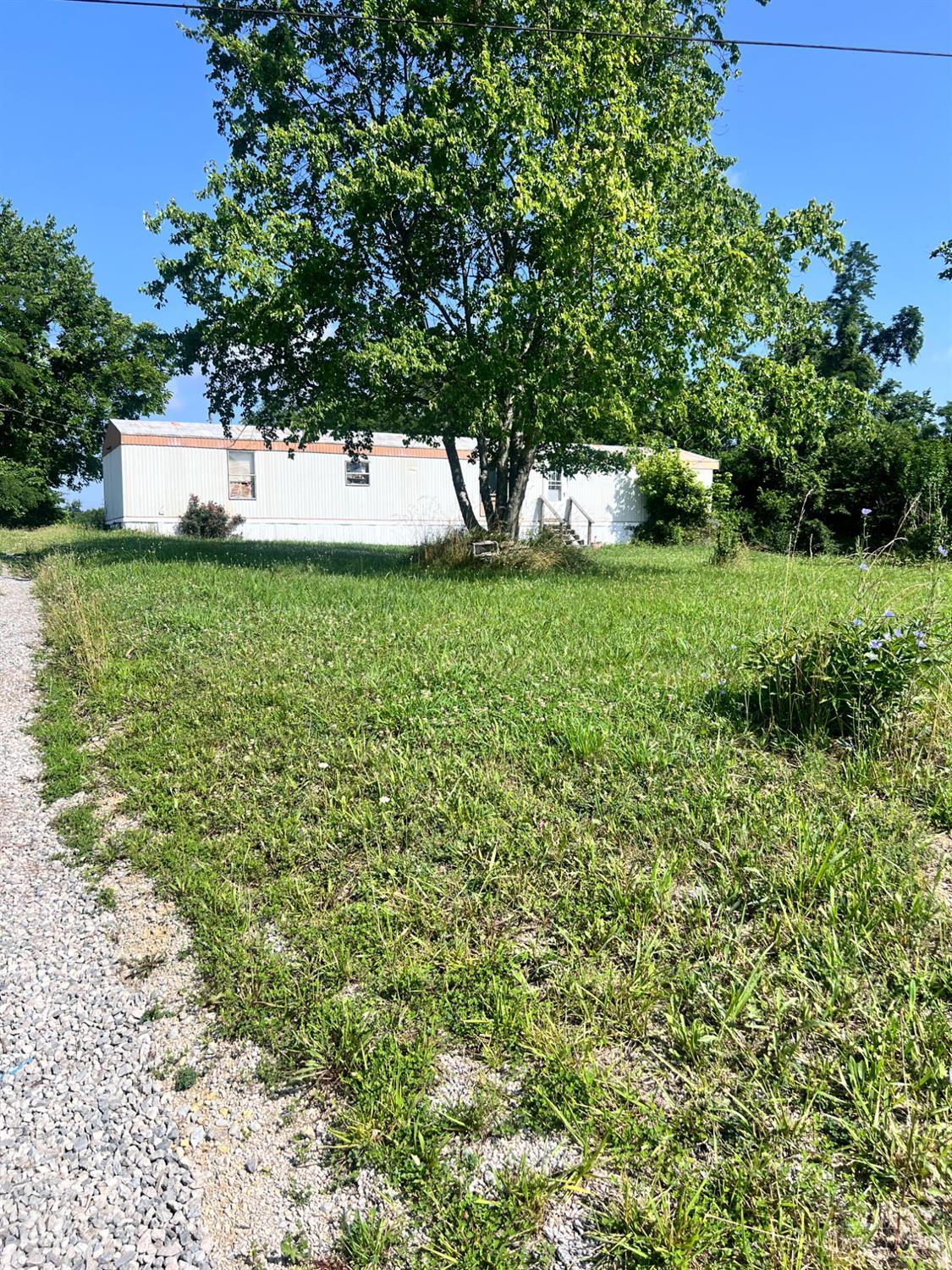 2046 Old State Road, Manchester, OH, 45144