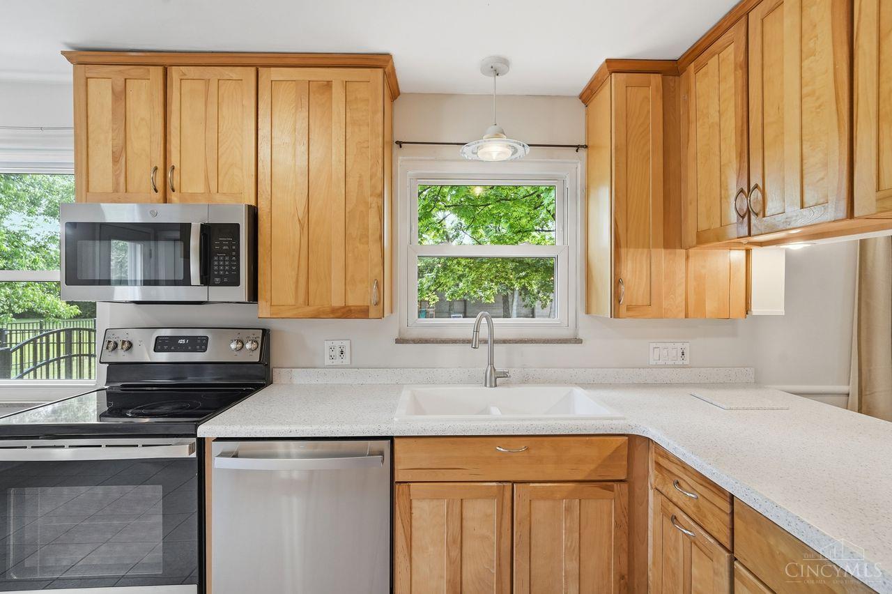 10250 Kerrianna Drive, Montgomery, OH, 45242 — photo 14
