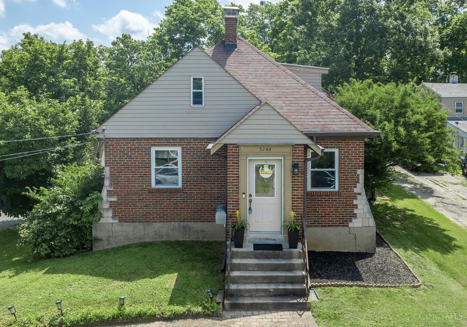 5244 Arrow Avenue, Green Twp, OH, 45247 — photo 2