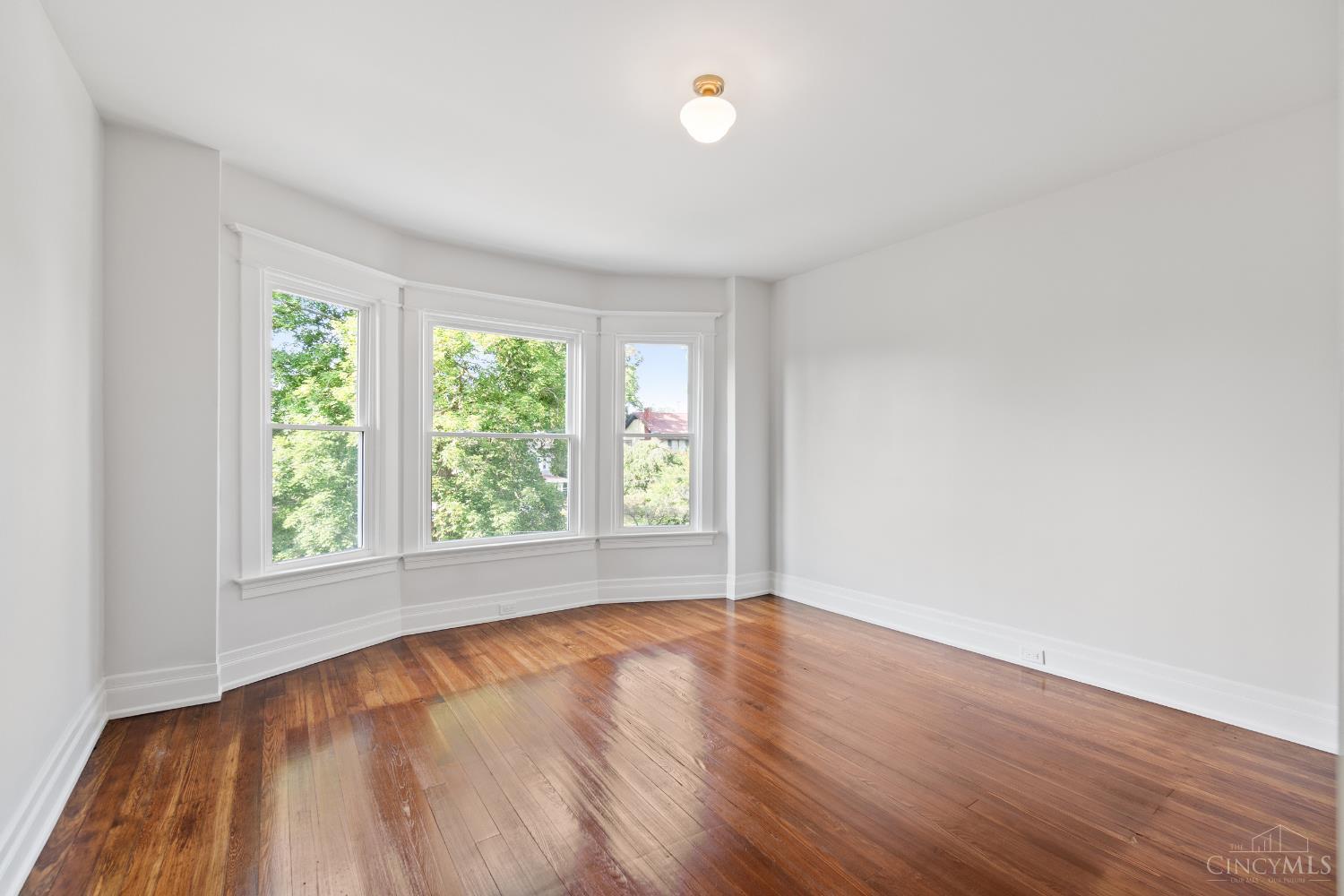 1028 Valley Lane, Cincinnati, OH, 45229 — photo 25