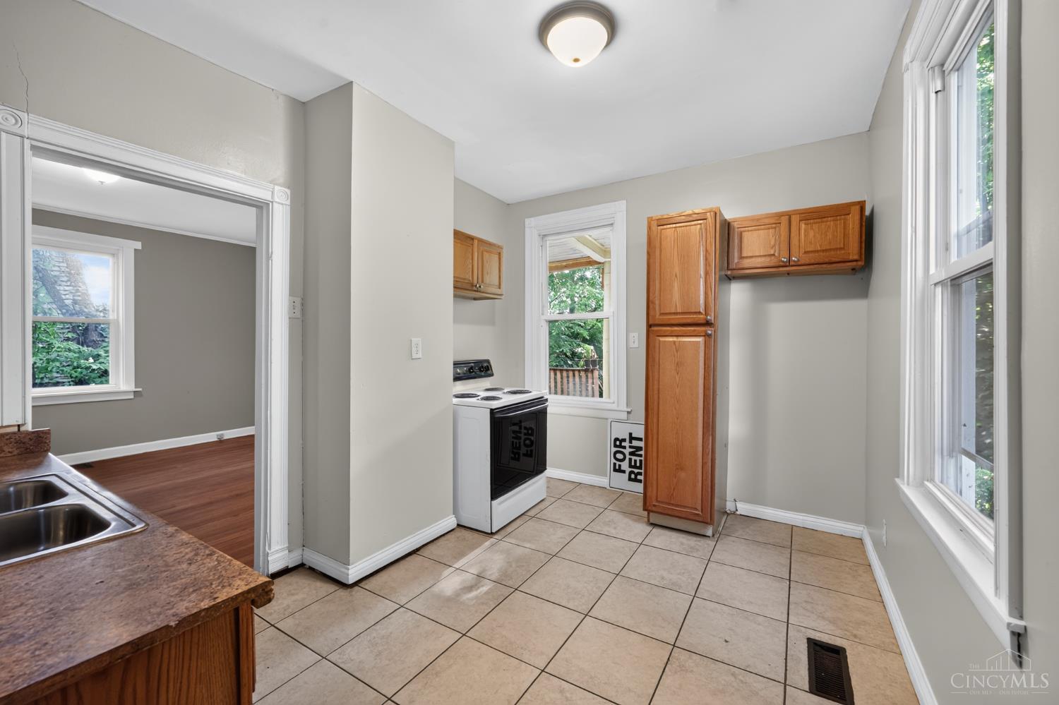 4313 Whetsel Avenue, Cincinnati, OH, 45227 — photo 9