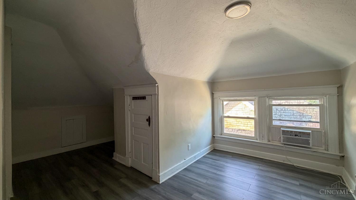 2478 Paris Street, Cincinnati, OH, 45219 — photo 34