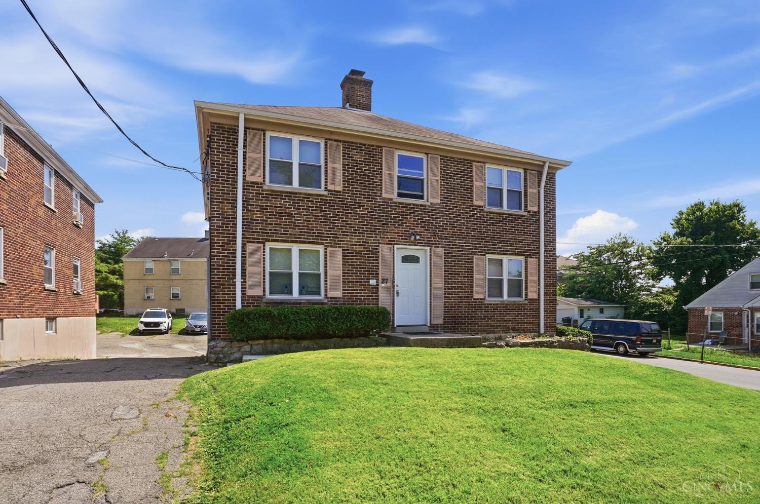 27 Gahl Terrace, Reading, OH, 45215 — photo 2