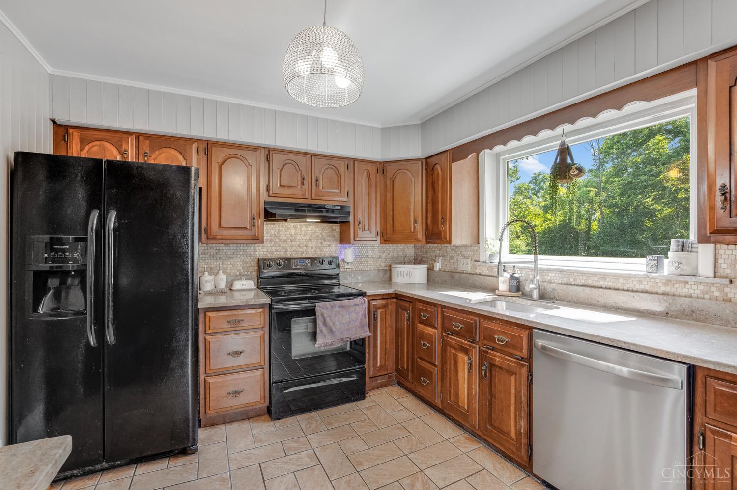 5244 Arrow Avenue, Green Twp, OH, 45247 — photo 8
