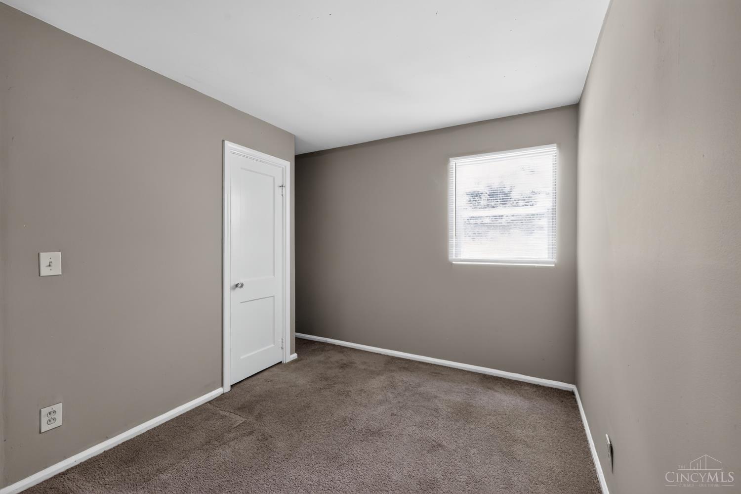1910 Ashbrook Drive, Cincinnati, OH, 45238 — photo 17