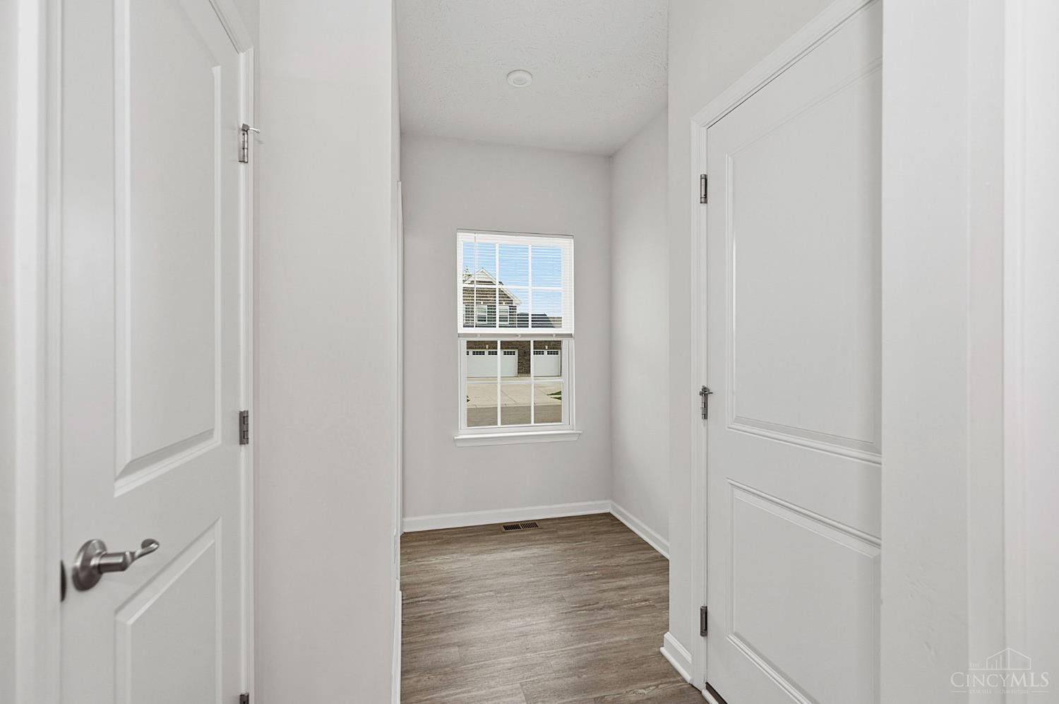 1364 Springfield Drive, Harrison, OH, 45030 — photo 15