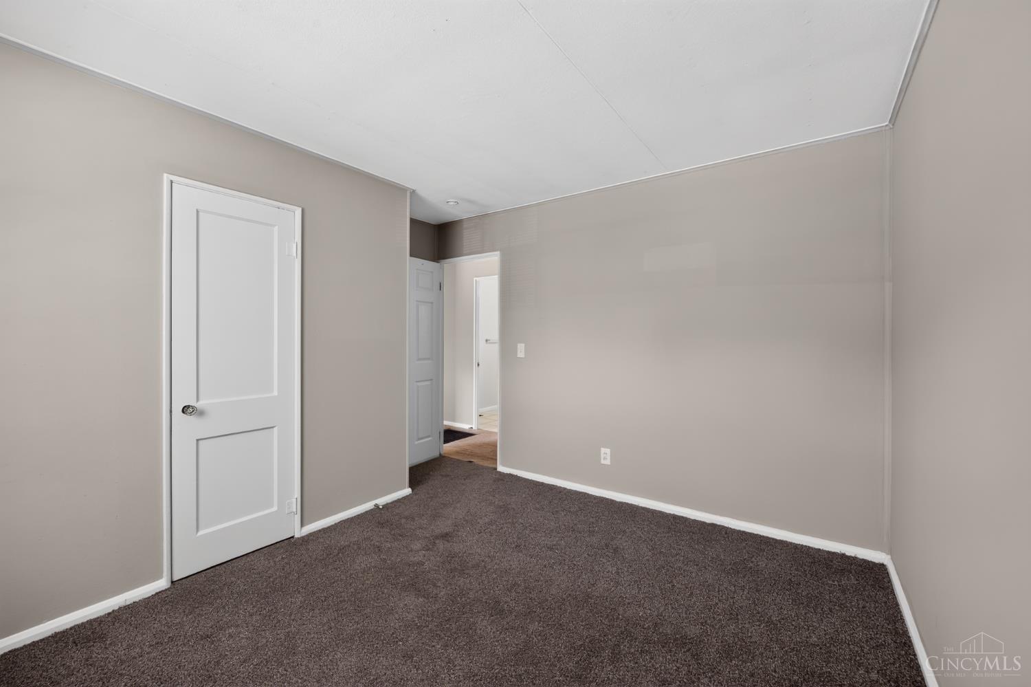 1910 Ashbrook Drive, Cincinnati, OH, 45238 — photo 15