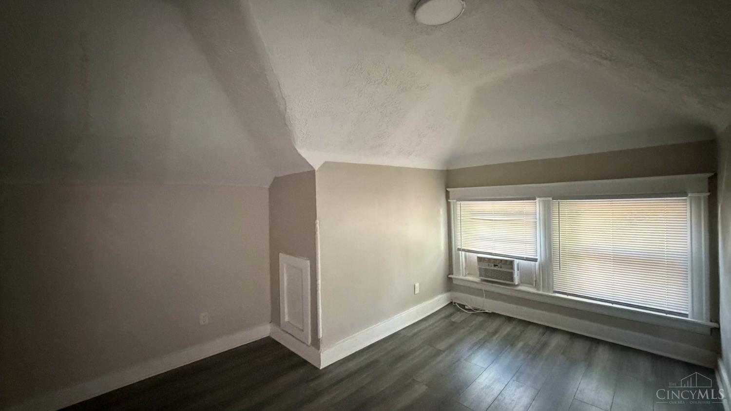 2478 Paris Street, Cincinnati, OH, 45219 — photo 31