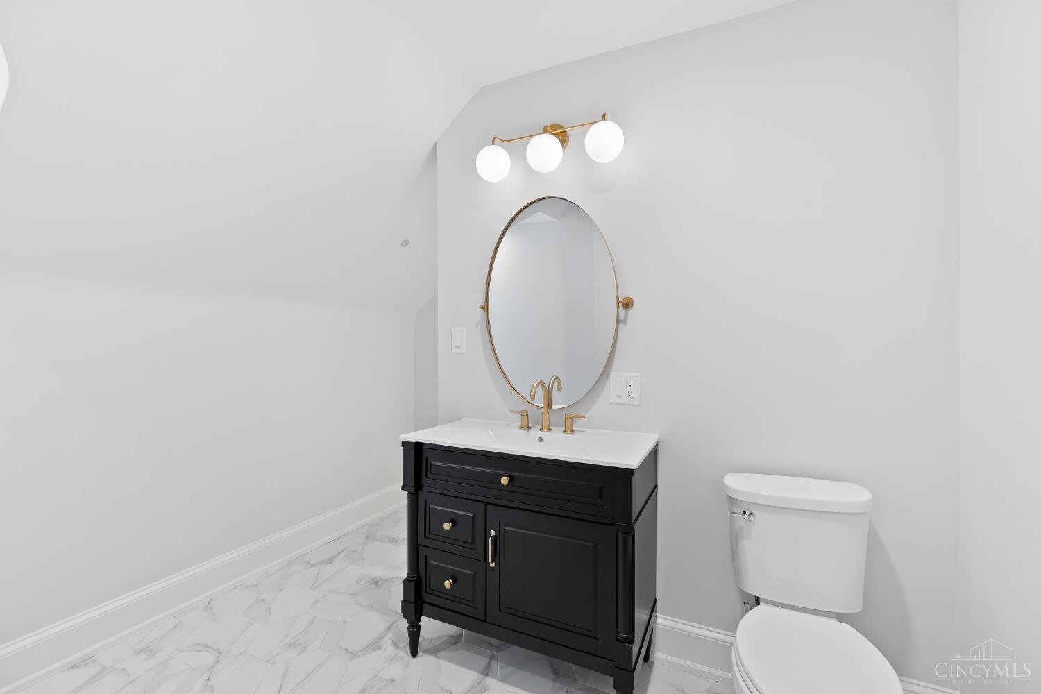 1028 Valley Lane, Cincinnati, OH, 45229 — photo 29