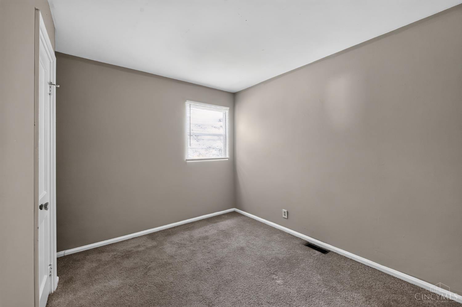 1910 Ashbrook Drive, Cincinnati, OH, 45238 — photo 14