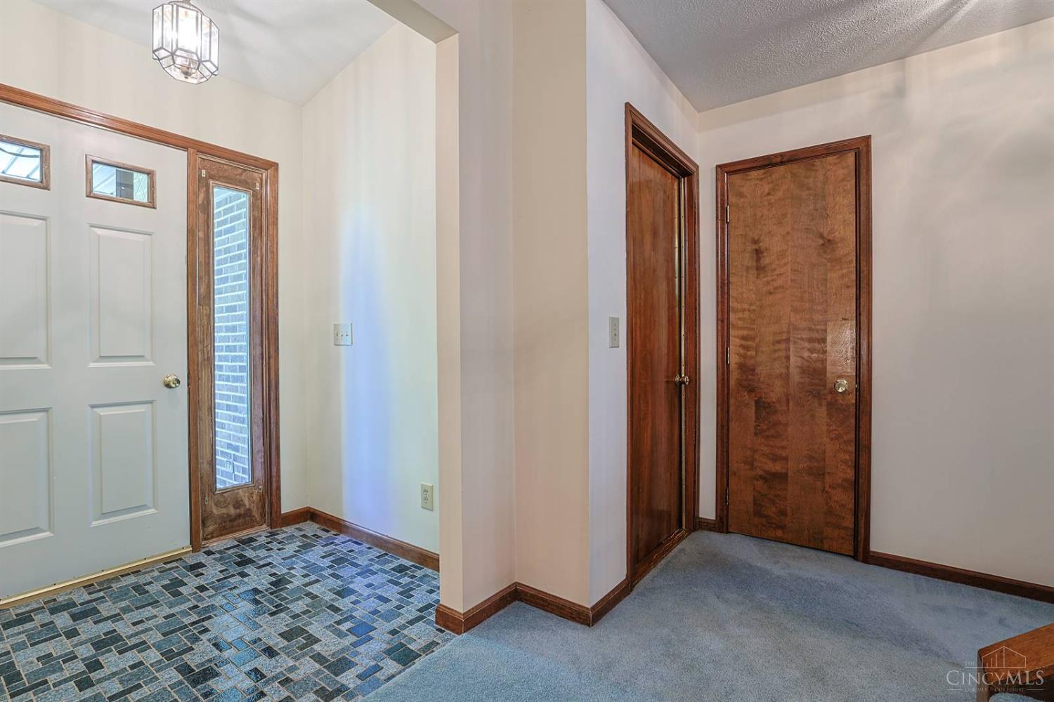 5800 West Fork Road, Green Twp, OH, 45247 — photo 5
