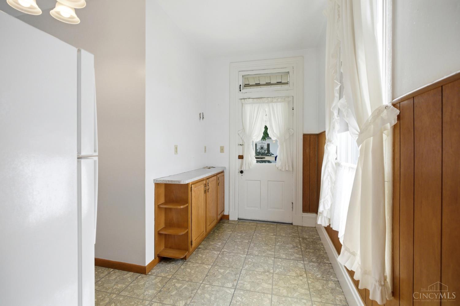 202 Sixty Ninth Street, Cincinnati, OH, 45216 — photo 11
