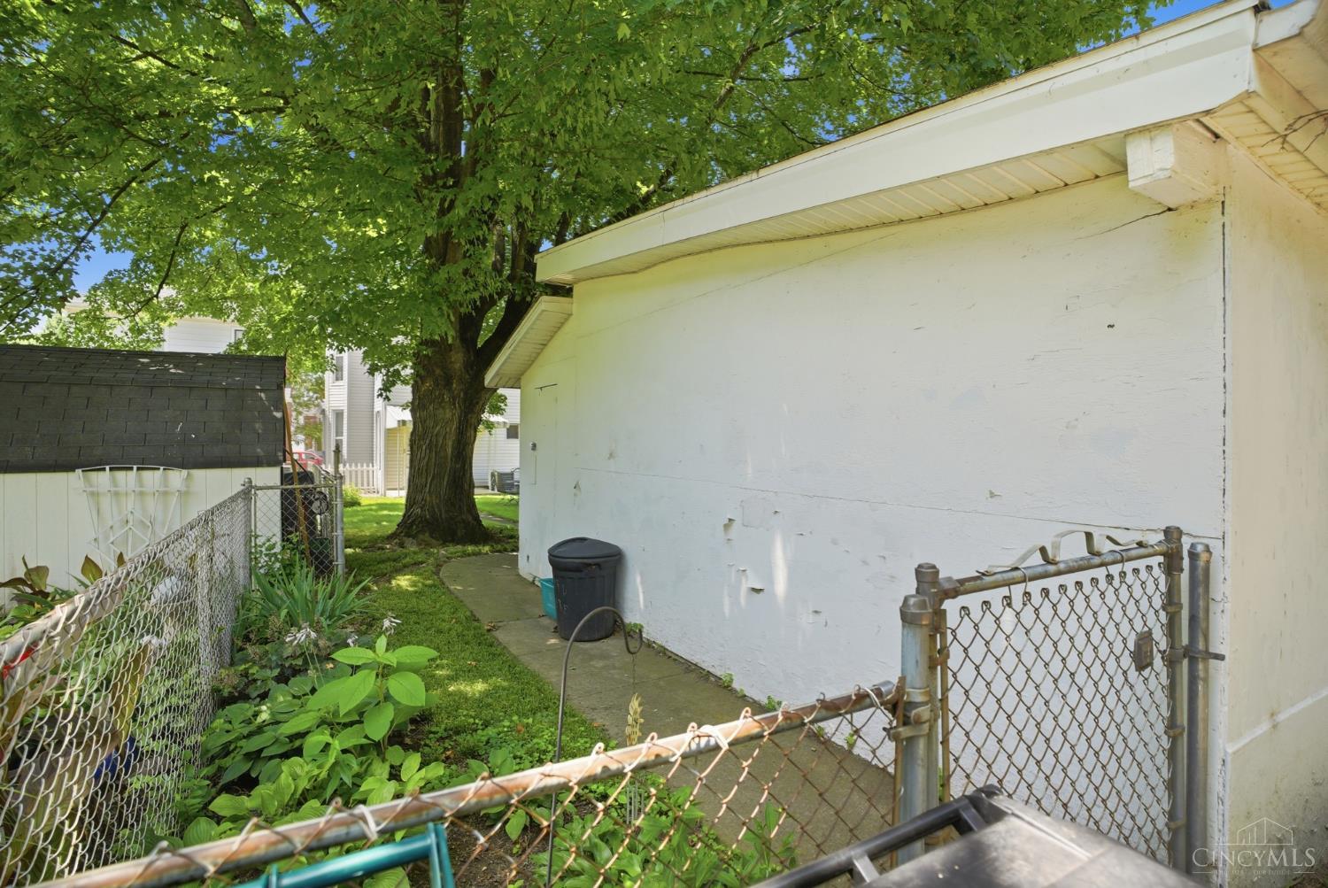 202 Sixty Ninth Street, Cincinnati, OH, 45216 — photo 43