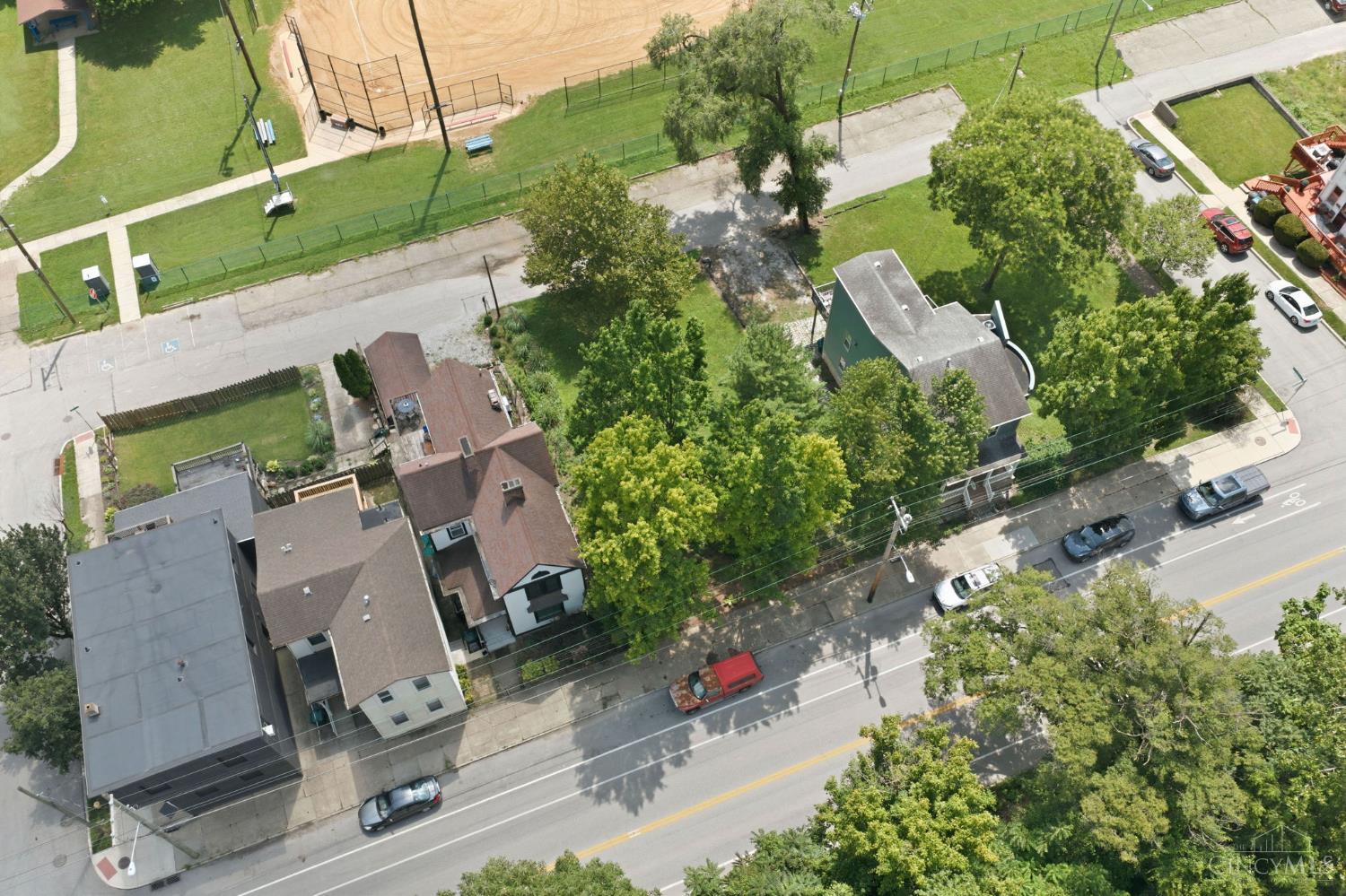 3039 Riverside Drive, Cincinnati, OH, 45226 — photo 2