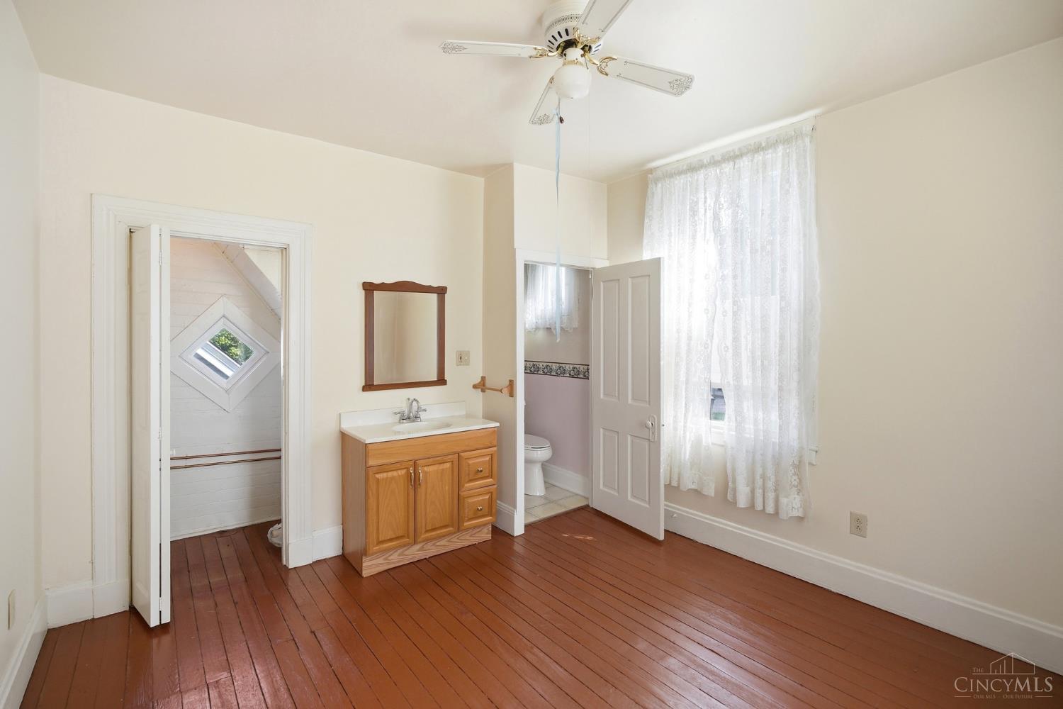 202 Sixty Ninth Street, Cincinnati, OH, 45216 — photo 19
