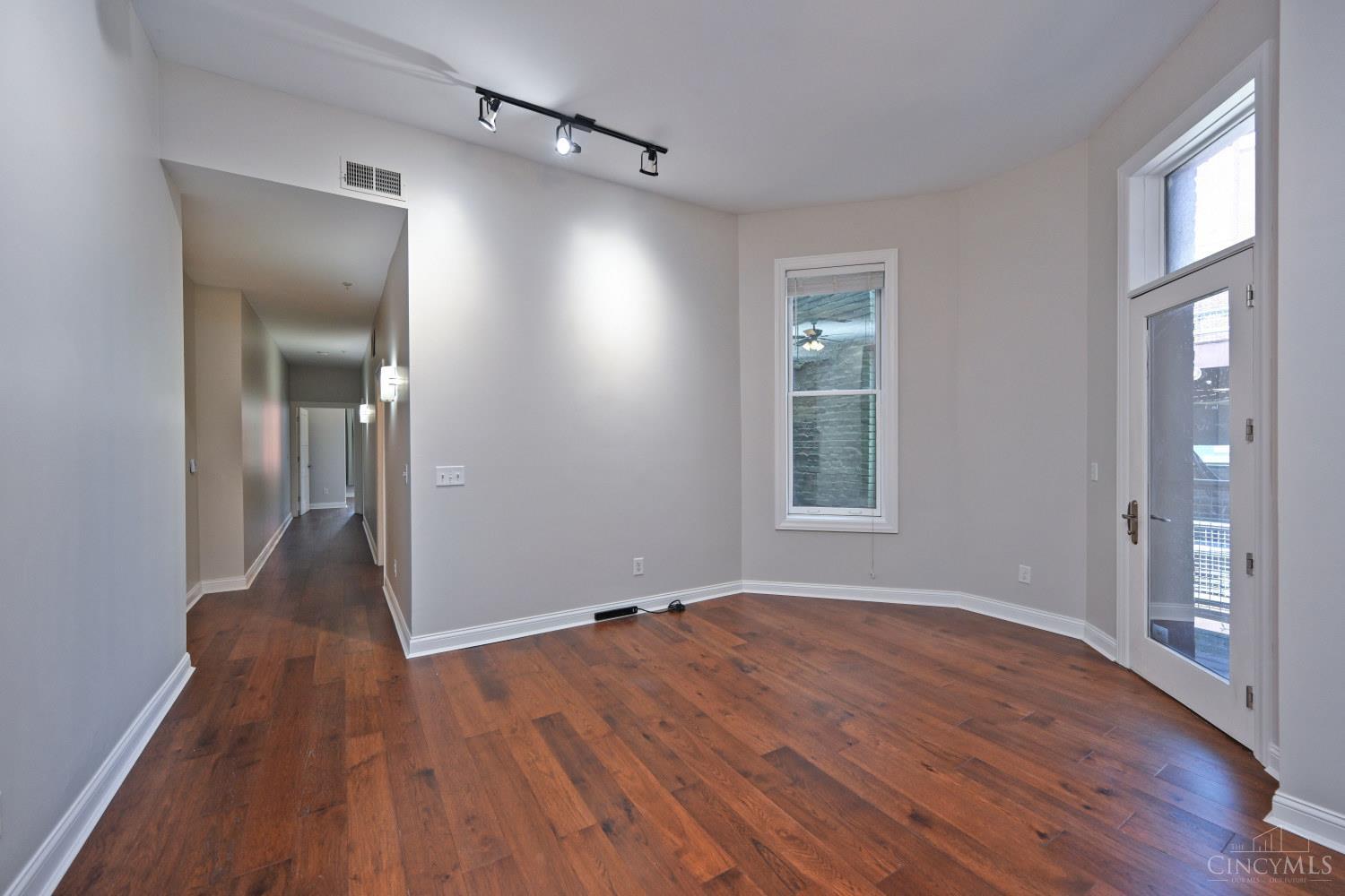 1326 Vine Street #B, Cincinnati, OH, 45202 — photo 13