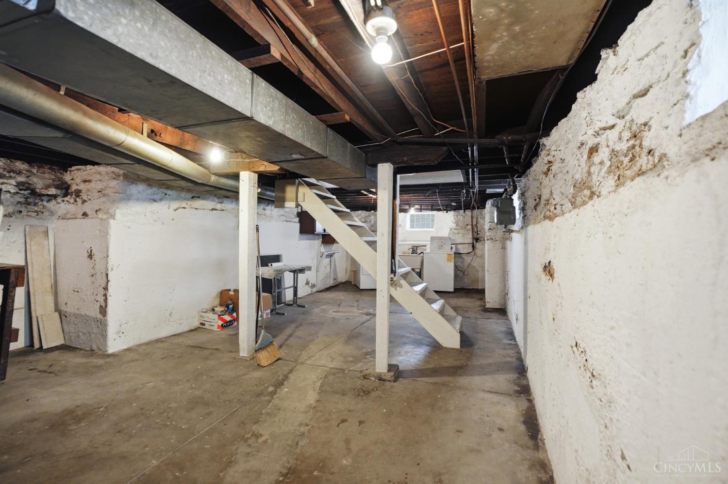 202 Sixty Ninth Street, Cincinnati, OH, 45216 — photo 30