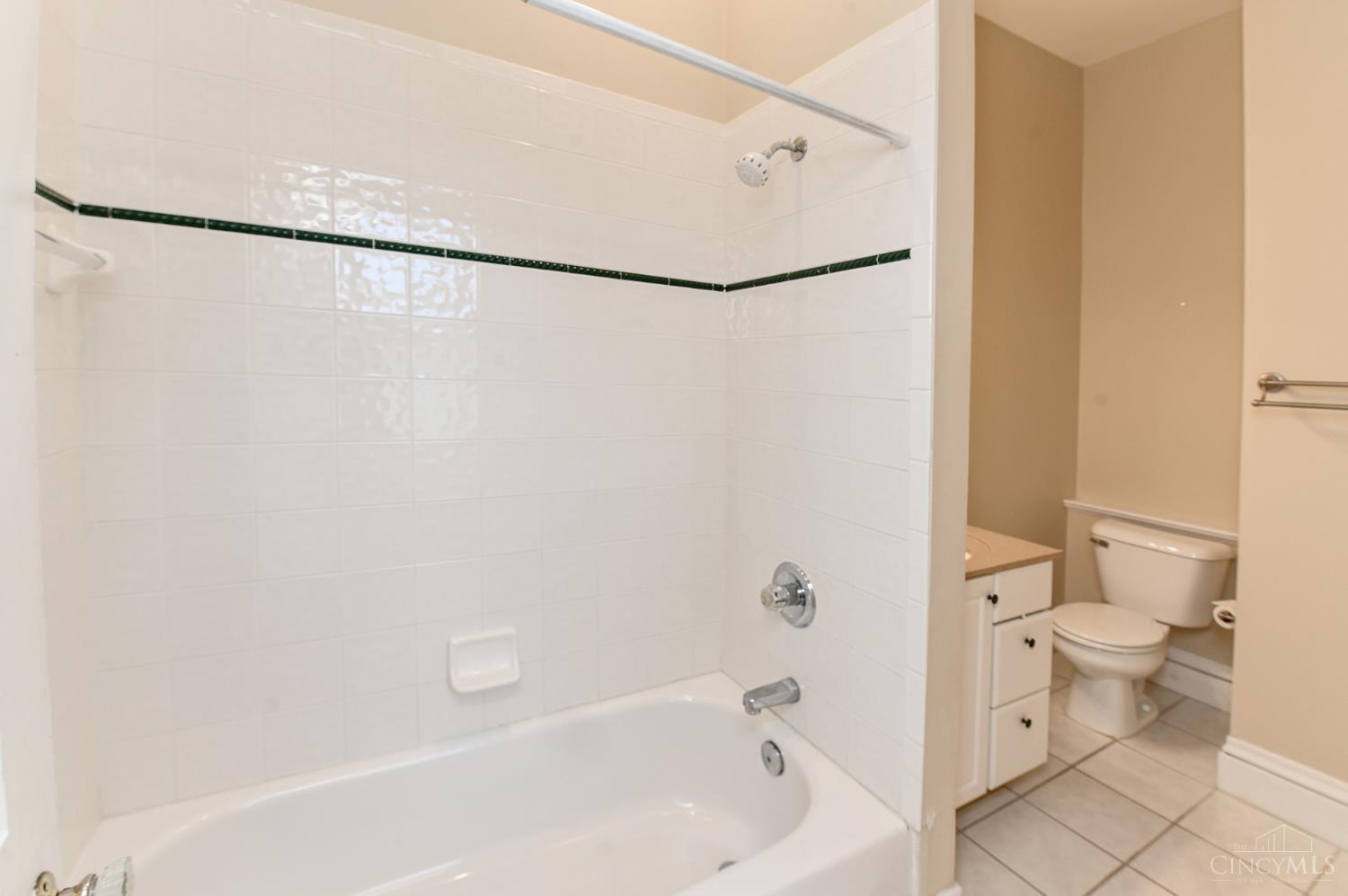 1234 Herschel Avenue, Cincinnati, OH, 45208 — photo 32