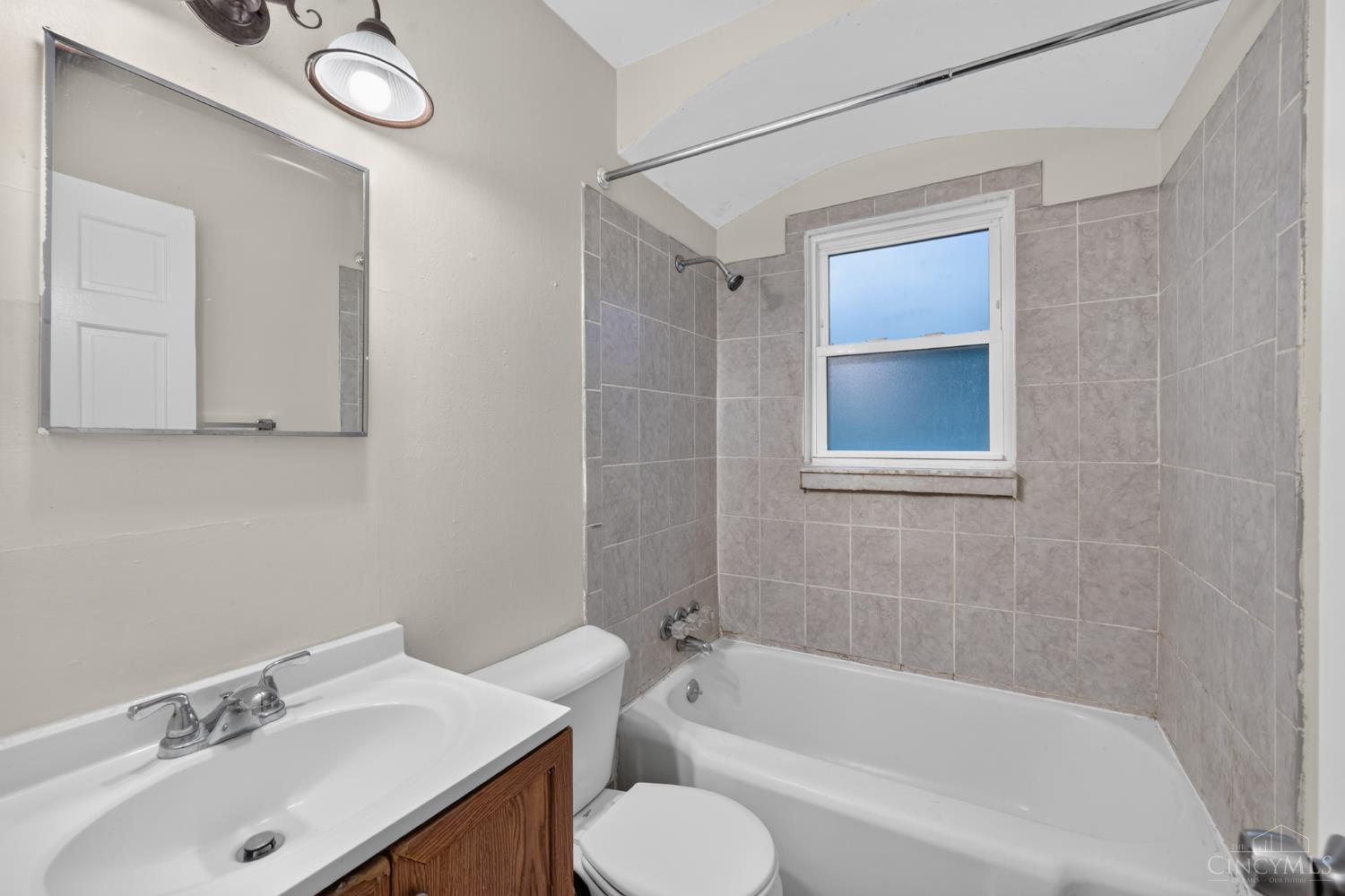 1723 Ashbrook Drive, Cincinnati, OH, 45238 — photo 27