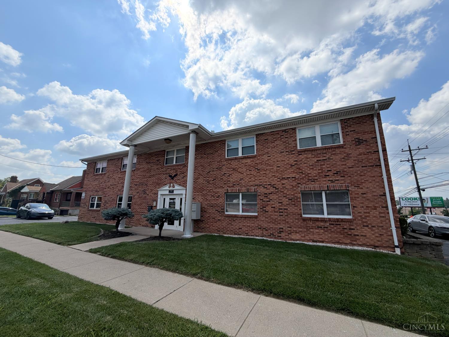 5598 Glenway Avenue, Cincinnati, OH, 45238