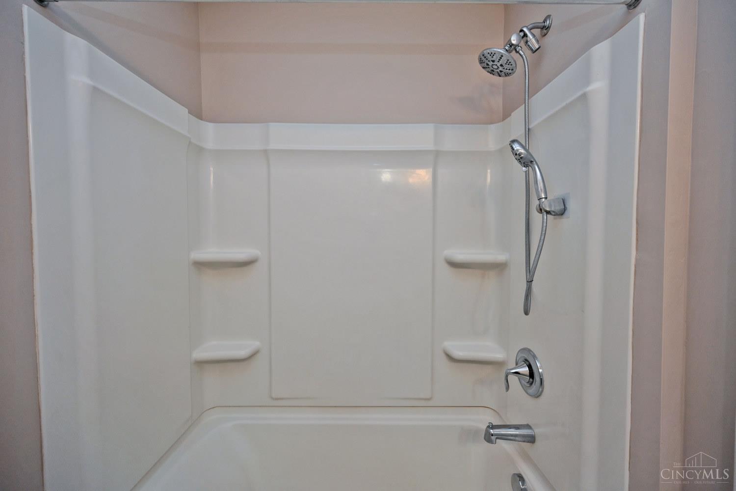 9563 Conservancy Place, West Chester, OH, 45011 — photo 29