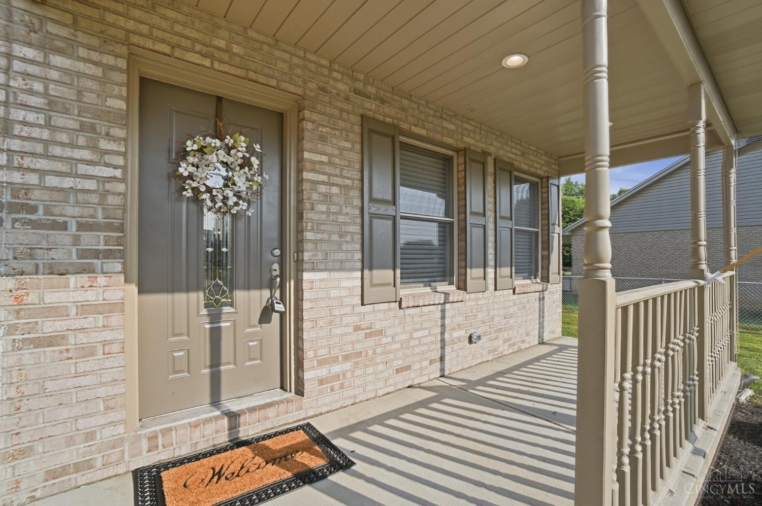 220 Auburn Meadows Court, Carlisle, OH, 45005 — photo 2